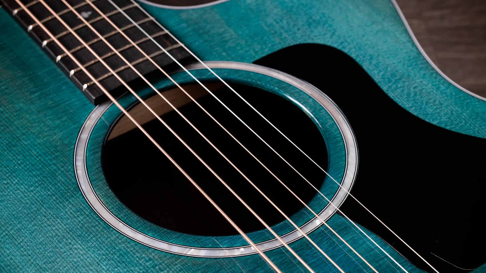 Taylor-214ce Plus LTD, Trans